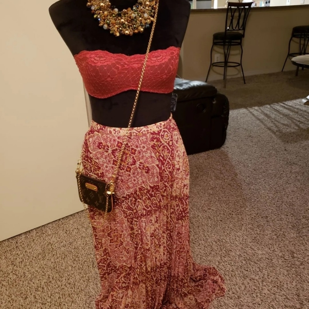 Free people - Picture 2 of 3